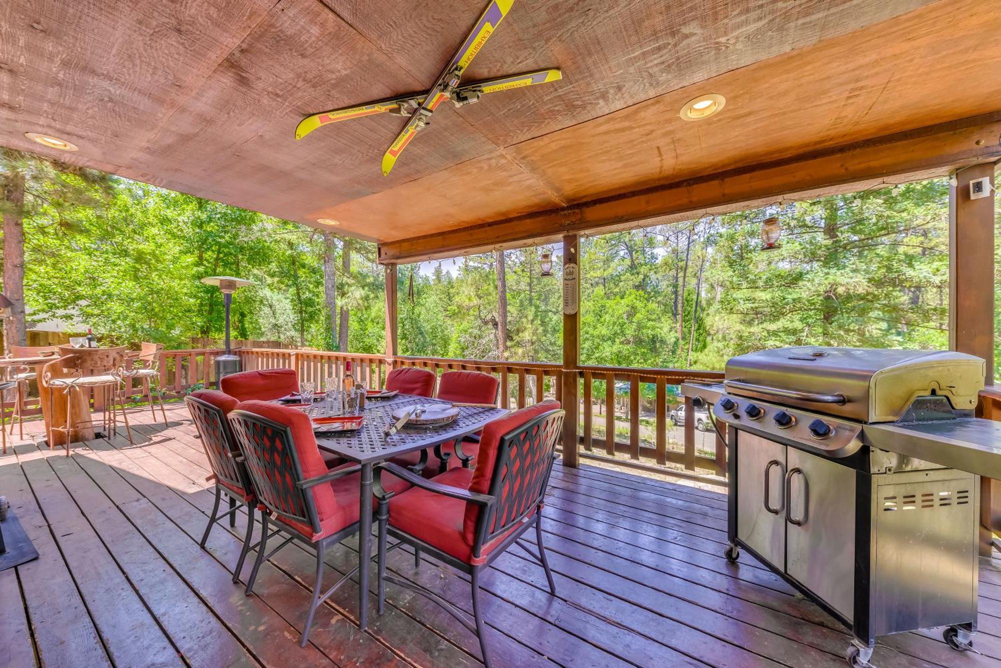 Unique Bear Country Cabin In Ruidoso With Hot Tub! エクステリア 写真