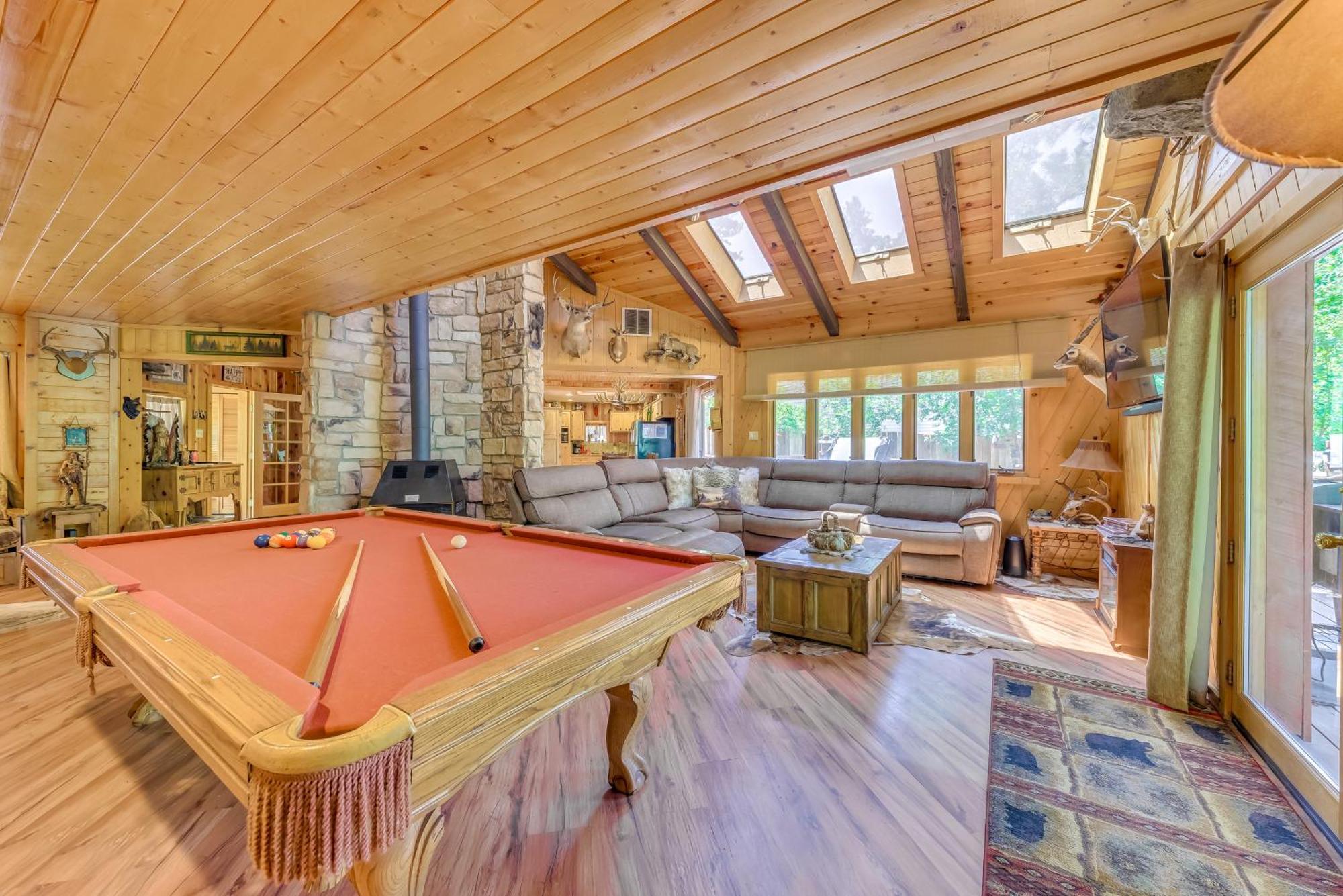 Unique Bear Country Cabin In Ruidoso With Hot Tub! エクステリア 写真